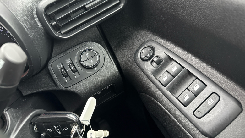 Vauxhall Combo Life 1.5 Turbo D SE 5dr Diesel Estate